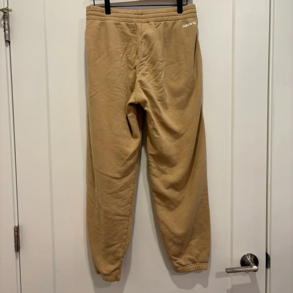 Adidas‎ Originals Trefoil Sweatpants Tan Beige Joggers Mens Medium Fleece Pants